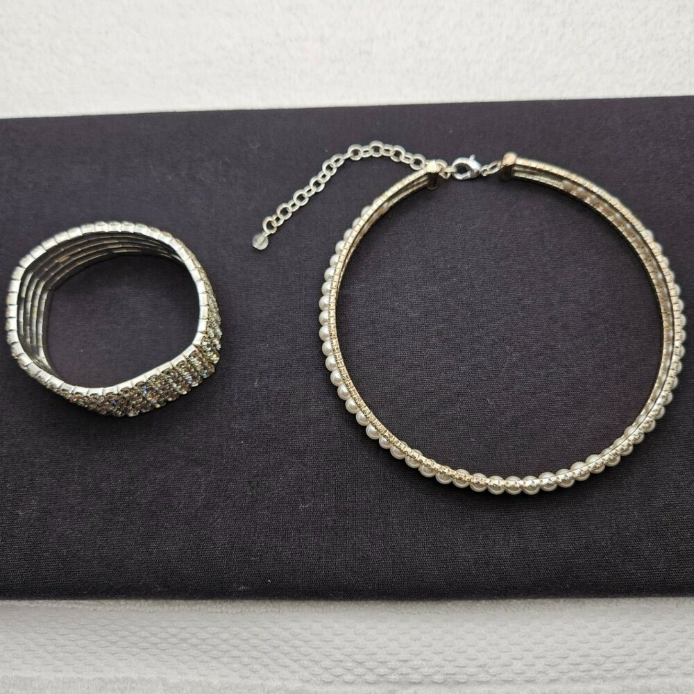 Jewelry Set Faux Pearl Crystal Necklace Choker 12” Crystal Bracelet Silver Tone